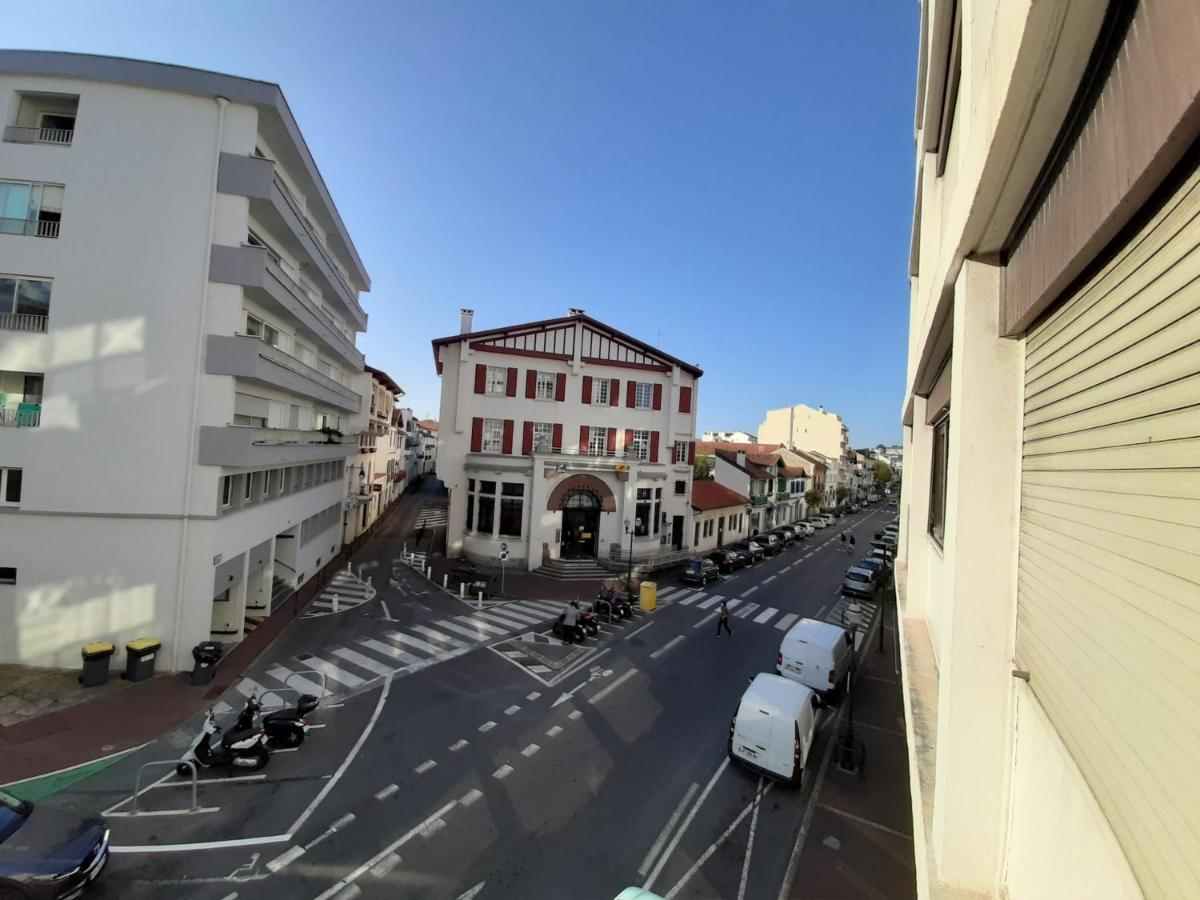 Appartement Confortable En Plein Centre De Saint-Jean-De-Luz, A Deux Pas De La Plage Et Des Commerces - Fr-1-239-586 Buitenkant foto